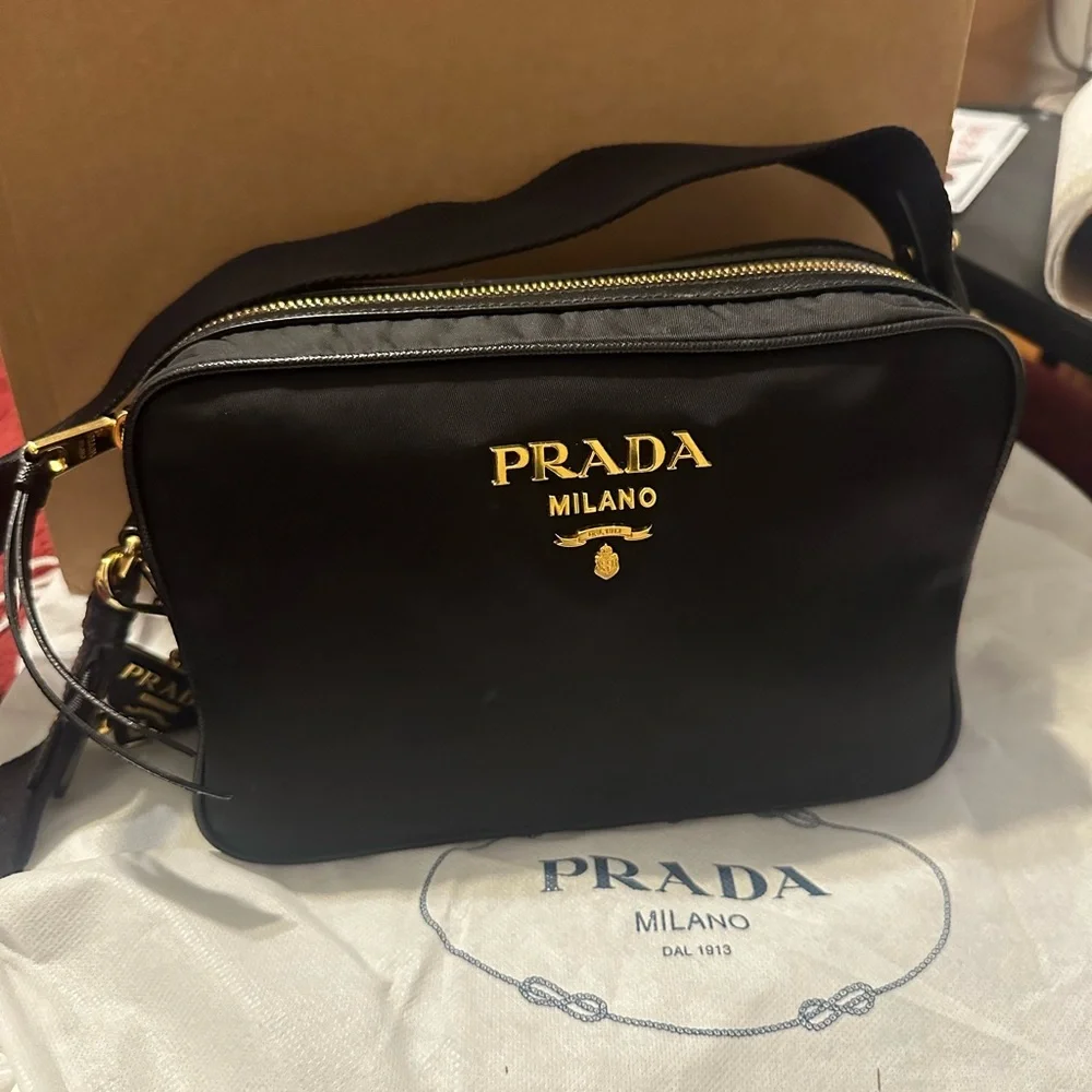 Prada crossbody - Picture 3 of 14